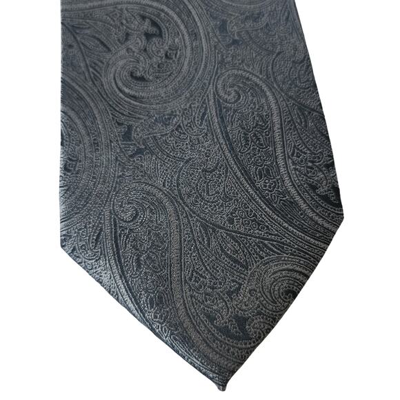 Adolfo Tie Mens Necktie Gray Paisley 100% Silk Hand Made Classic 3.5" x 60" - Picture 1 of 6